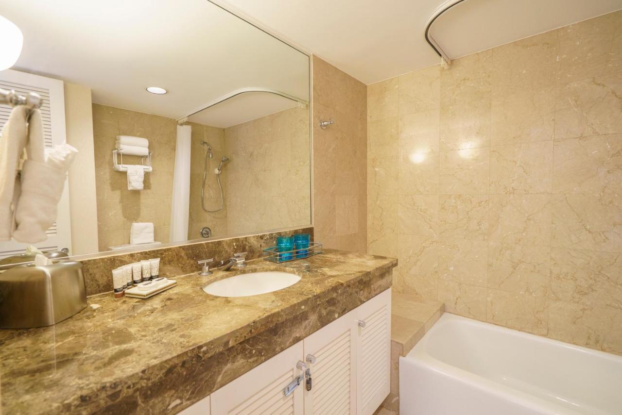 Studio Unit At The Royal Garden, In Waikiki ワイキキ・ロイヤルガーデン Honolulu Exterior photo